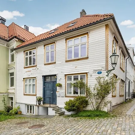 公寓 Welcome To Our In The Centre Of Bergen!