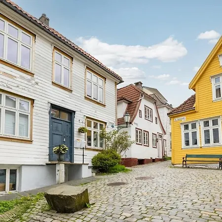 Welcome To Our In The Centre Of Bergen! Appartamento Bergen